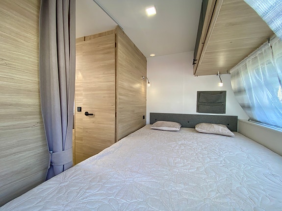 Caravelair Alba Style 426 Family | Gulvvarme | Dusjmulighet | Ny markise | Solcelleanlegg 22 of 30