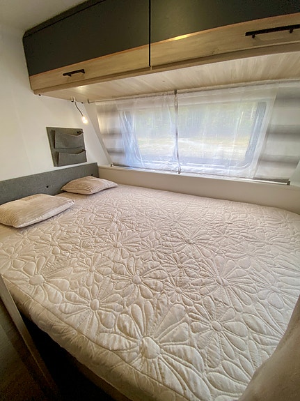 Caravelair Alba Style 426 Family | Gulvvarme | Dusjmulighet | Ny markise | Solcelleanlegg 23 of 30