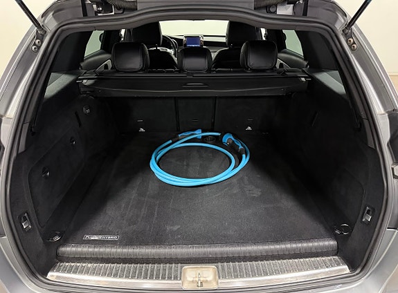 Mercedes-Benz C350 e 7 of 10