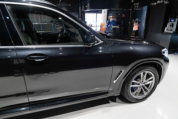BMW X3 10 of 30