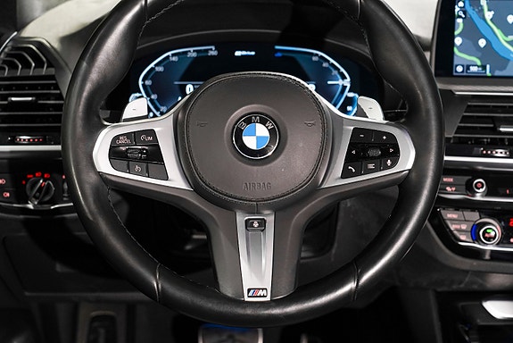 BMW X3 29 of 30