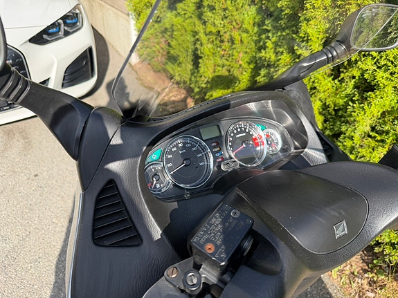 Honda 125 Silver Wing 18 of 22
