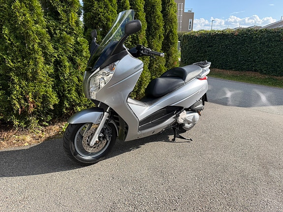 Honda 125 Silver Wing 13 of 22