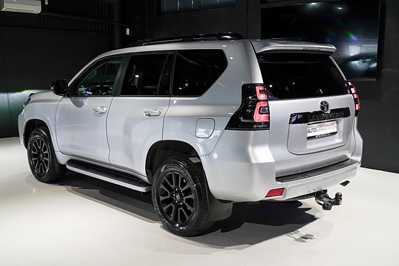 Toyota Land Cruiser 6 of 30