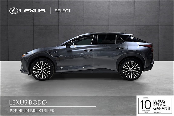Lexus RZ450e 2 of 22