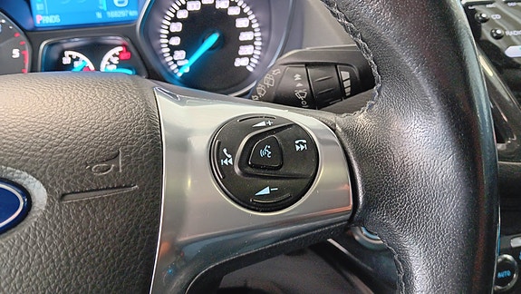 Ford Kuga 23 of 30