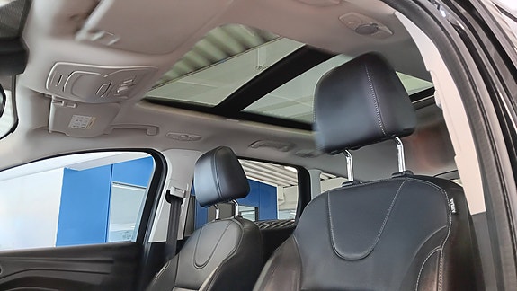Ford Kuga 25 of 30