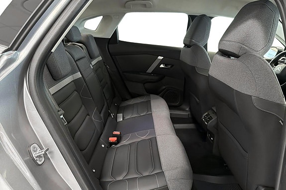 Citroen E-C4 X 22 of 30