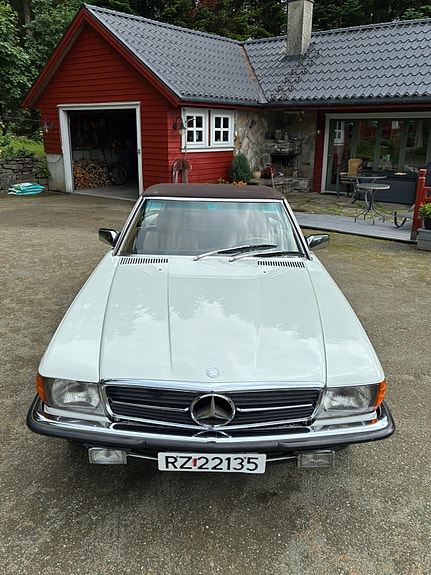 Mercedes-Benz SL280 17 of 18