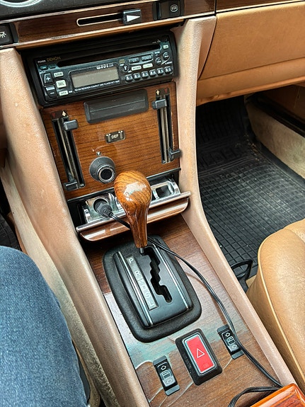Mercedes-Benz SL280 8 of 18
