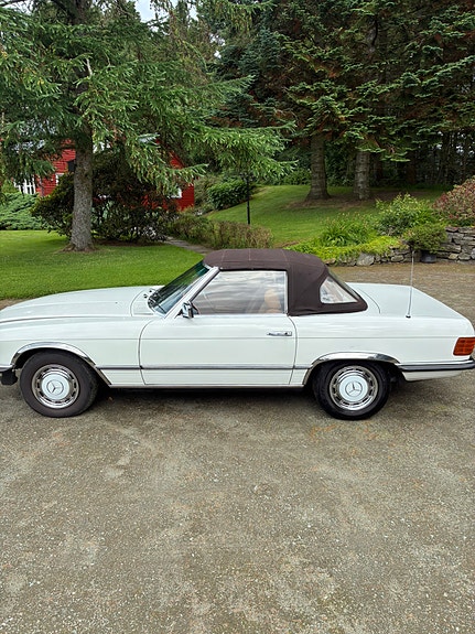 Mercedes-Benz SL280 4 of 18