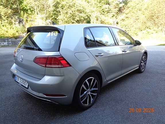 Volkswagen e-Golf VII 5 of 27
