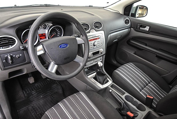 Ford Focus 11 of 21
