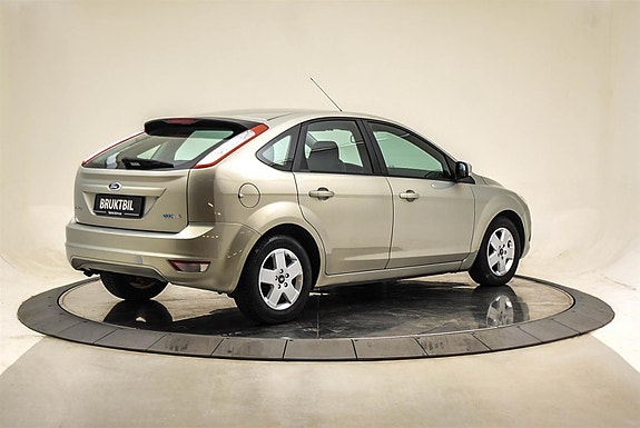 Ford Focus 5 of 21