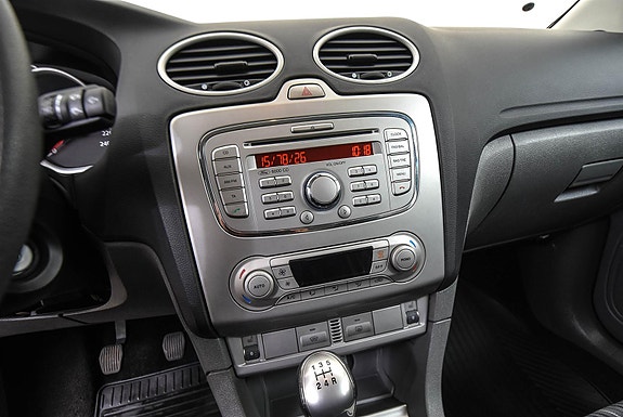 Ford Focus 14 of 21
