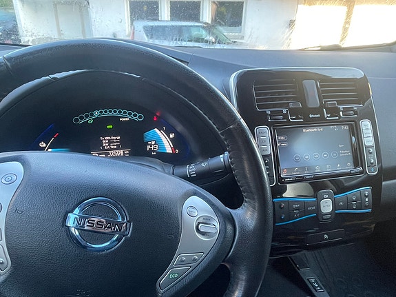 Nissan Leaf 16 of 23