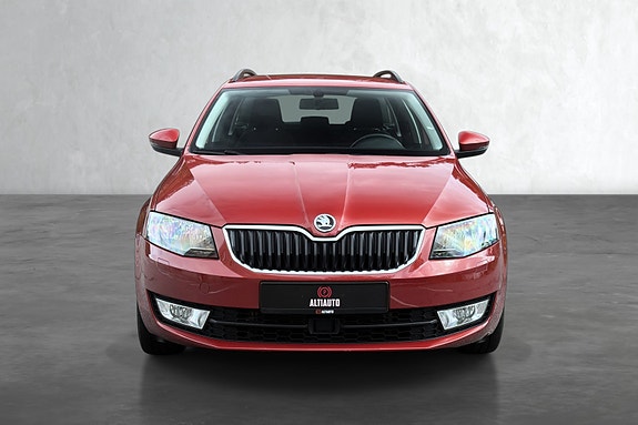 Skoda Octavia 3 of 10