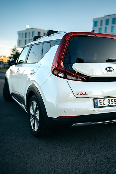 Kia e-Soul 7 of 15