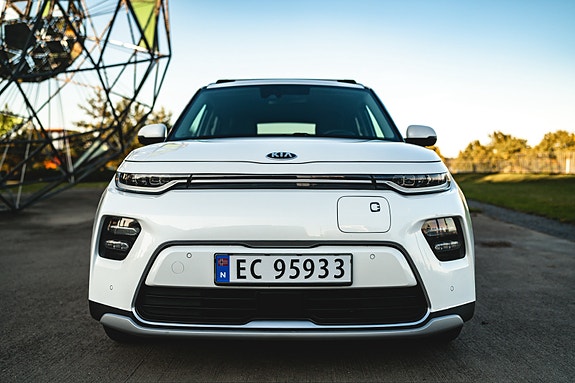 Kia e-Soul 3 of 15