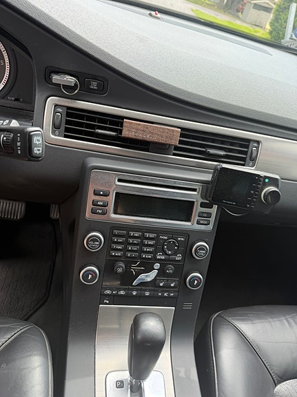 Volvo V70 16 of 29