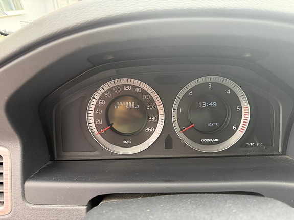 Volvo V70 15 of 29
