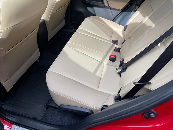Toyota RAV4 20 of 30