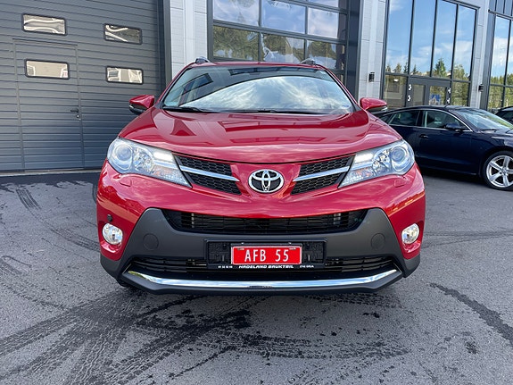 Toyota RAV4 3 of 30
