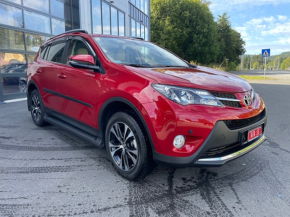Toyota RAV4 4 of 30