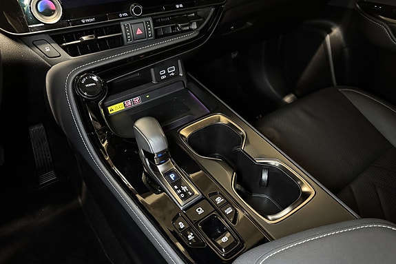 Lexus NX450h 17 of 22