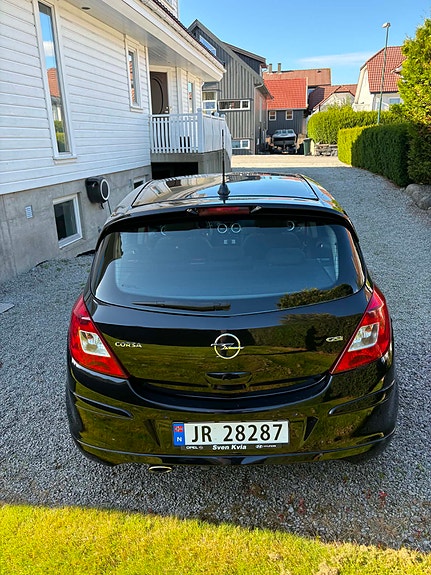 Opel Corsa 10 of 10