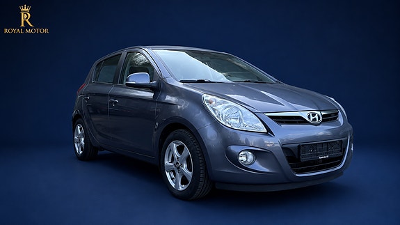 Hyundai i20 3 of 15