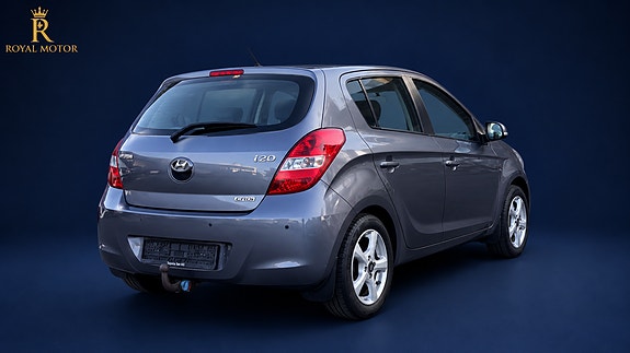 Hyundai i20 4 of 15