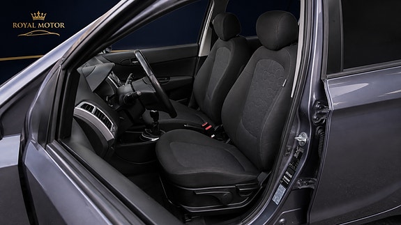 Hyundai i20 13 of 15