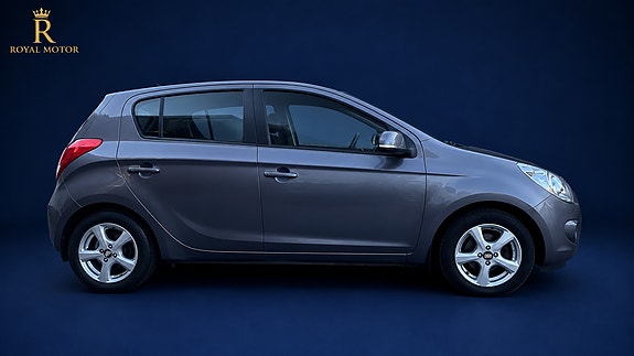 Hyundai i20 6 of 15