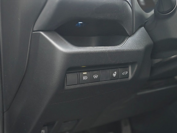 Toyota RAV4 27 of 30