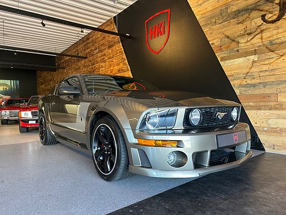 Ford Mustang 2 of 30
