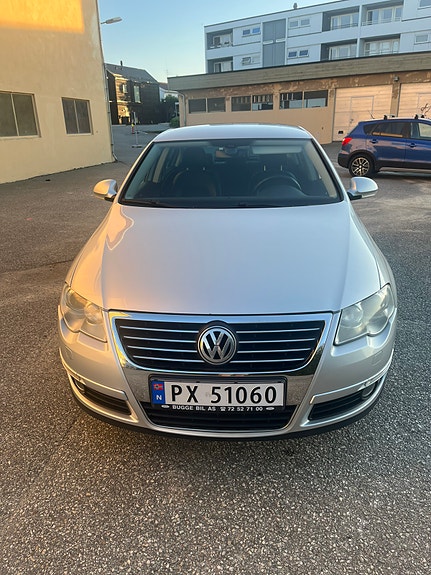 Volkswagen Passat 7 of 30