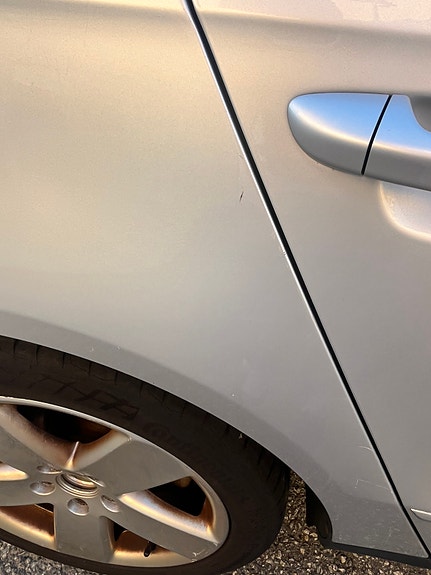 Volkswagen Passat 12 of 30