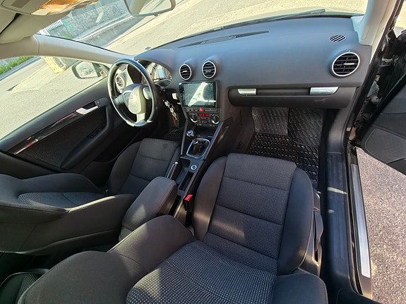 Audi A3 8 of 11