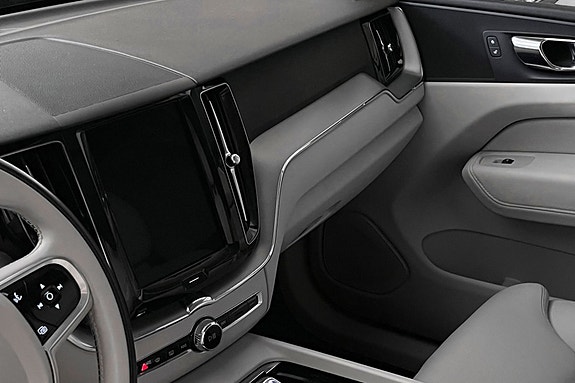 Volvo XC60 28 of 30