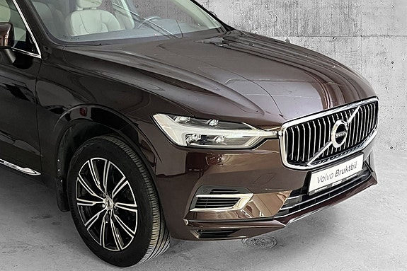 Volvo XC60 2 of 30
