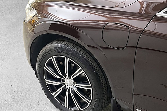 Volvo XC60 10 of 30
