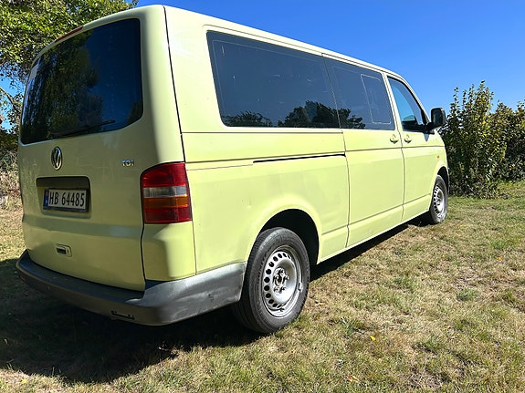 Volkswagen Transporter 4 of 17