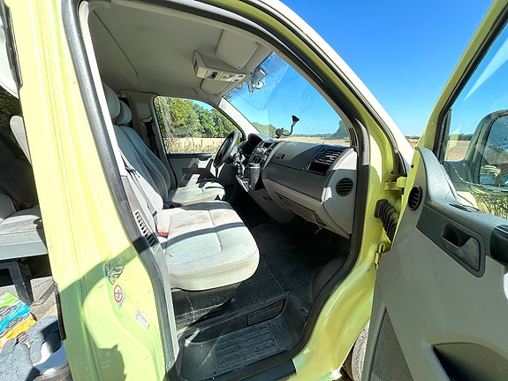 Volkswagen Transporter 8 of 17