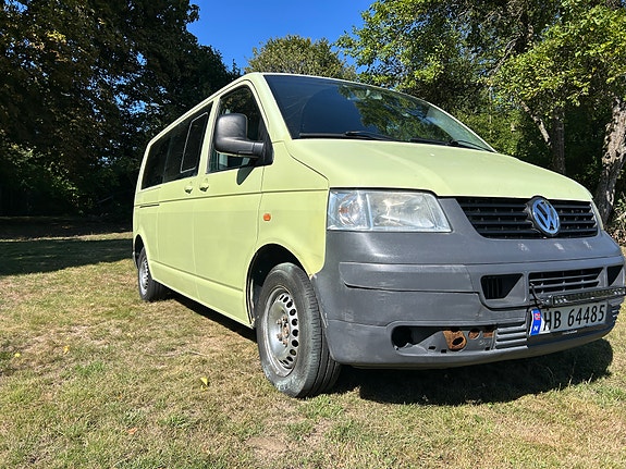 Volkswagen Transporter 3 of 17