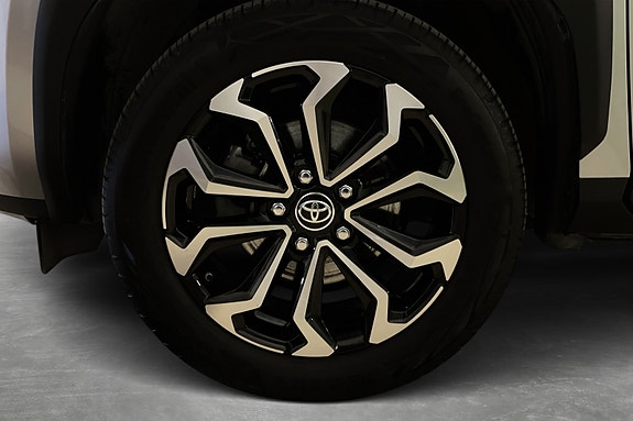 Toyota Yaris Cross 9 of 18