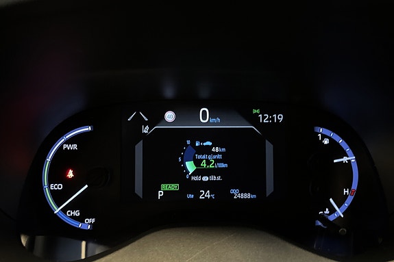 Toyota Yaris Cross 15 of 18