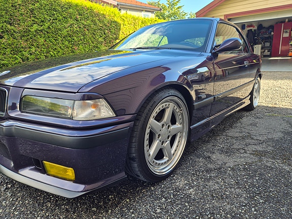 BMW 328i 11 of 30