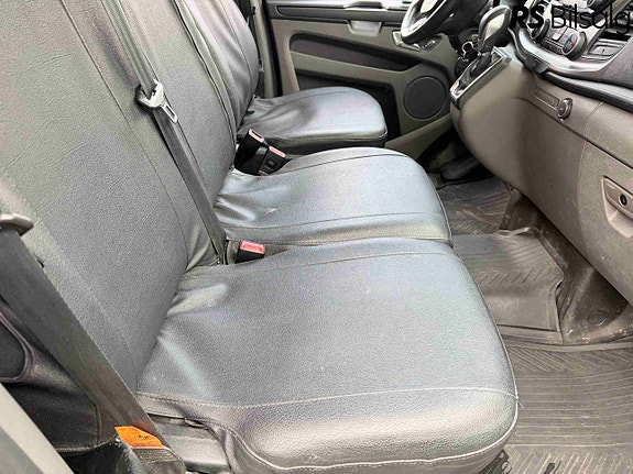 Ford Transit Custom 17 of 30