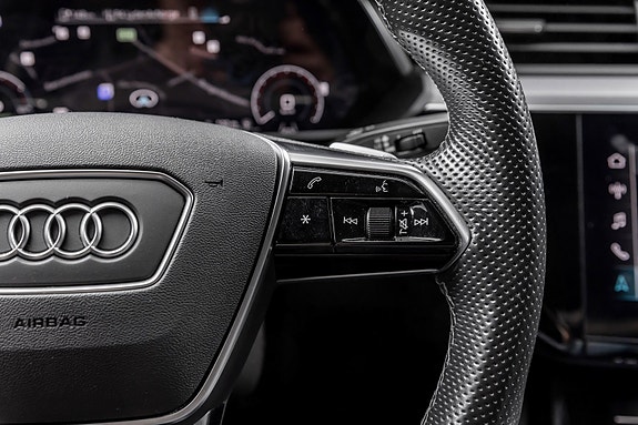 Audi e-tron S 22 of 30